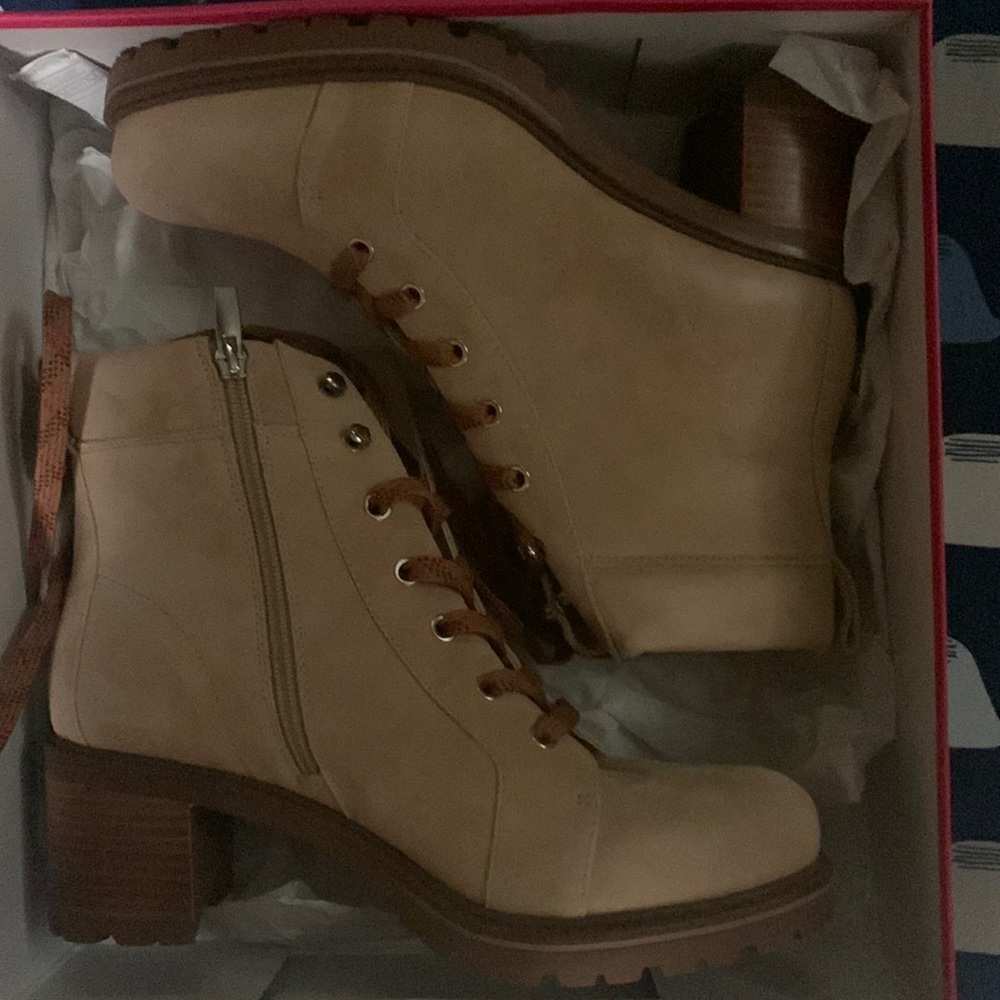 Vince camuto boots, size 8.5 wide